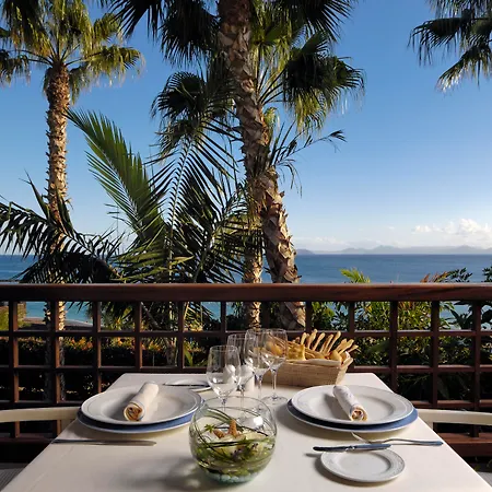 杨扎公主套房度假酒店 5* 普拉亚布兰卡