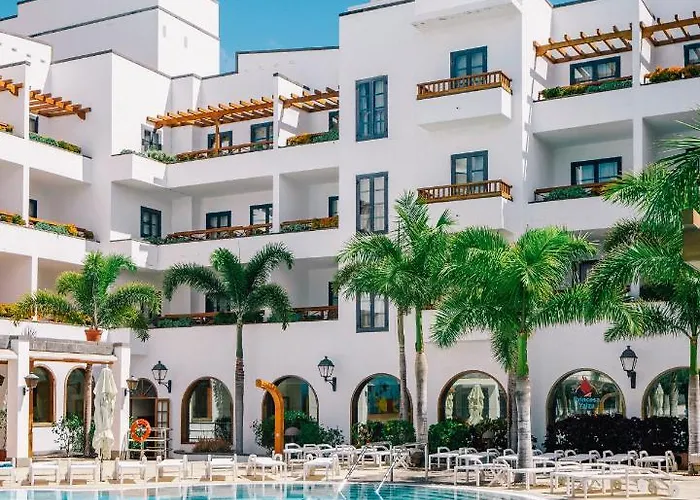 杨扎公主套房度假酒店